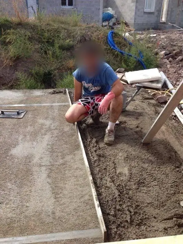 Réalisation d'une dalle béton avant pose du revêtement